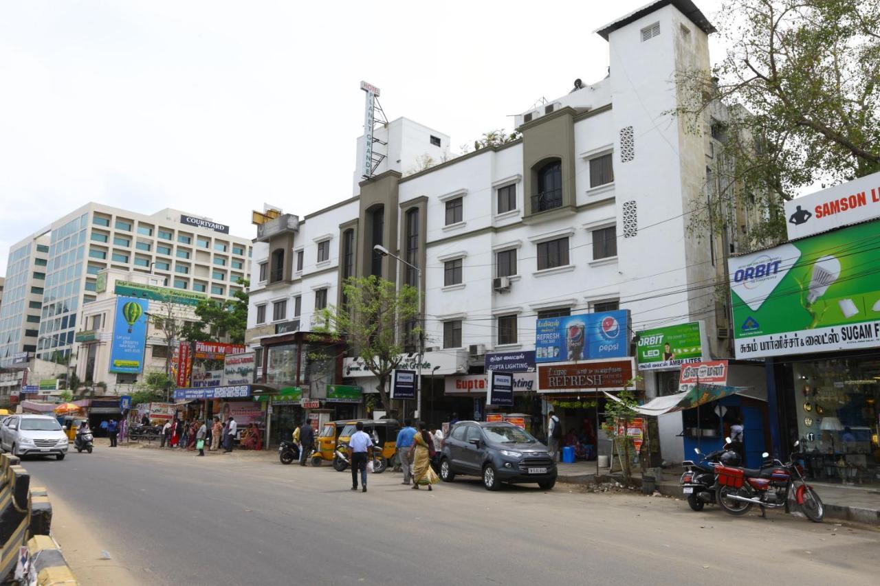 Oyo Flagship 470 Us Consulate Hotel Madras Buitenkant foto